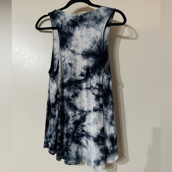 American Eagle Soft and Sexy Tank - Picture 2 of 3